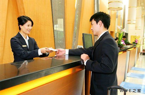 酒店前厅接待礼仪与会展服务规范